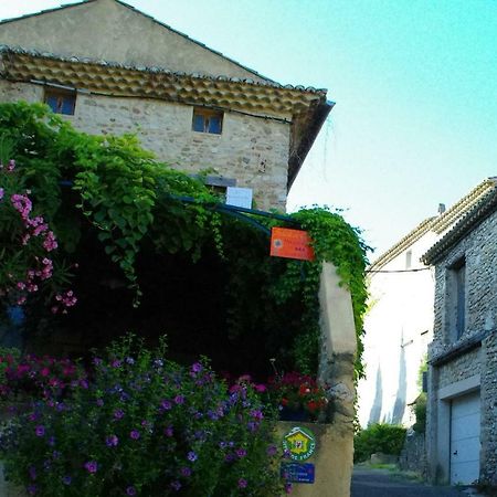 Soleil Et Ombre Hotell Villedieu  Exteriör bild