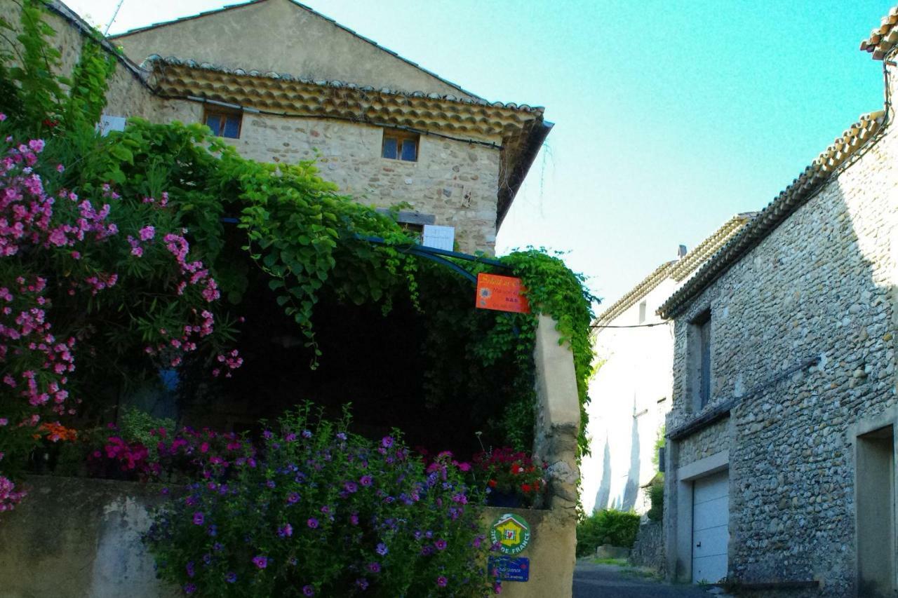 Soleil Et Ombre Hotell Villedieu  Exteriör bild